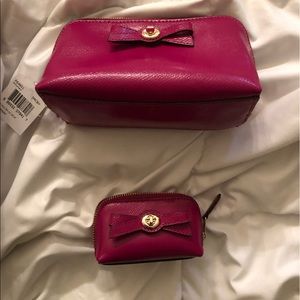 COACH CLUTCH OR MAKE UP BAG